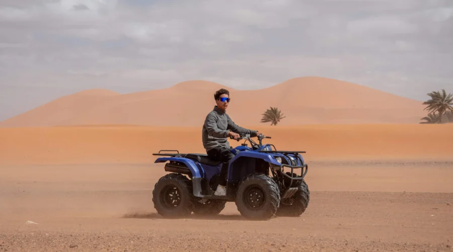 Tour De VTT Au Lever Ddu Soleil A Merzouga